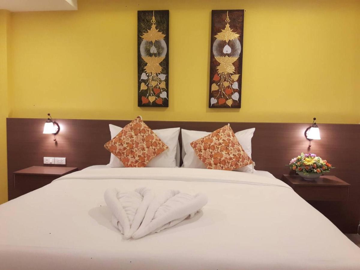 Vista Hotel Chiang Mai - Sha Extra Plus Exterior foto