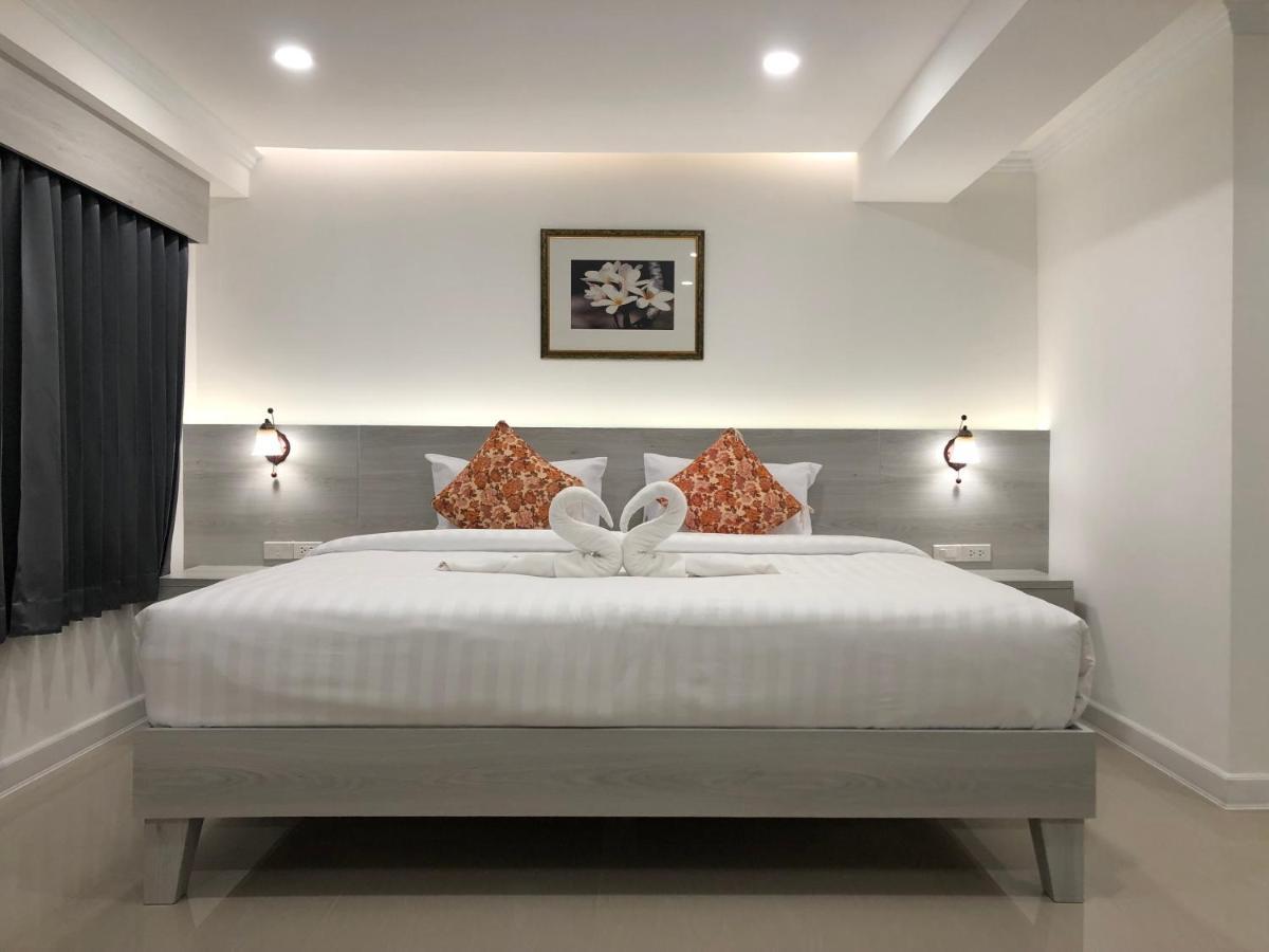 Vista Hotel Chiang Mai - Sha Extra Plus Exterior foto