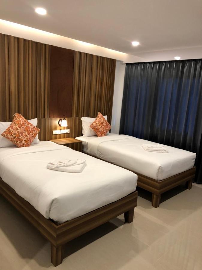 Vista Hotel Chiang Mai - Sha Extra Plus Exterior foto