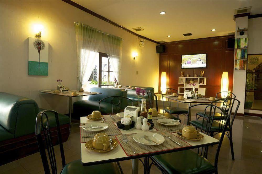 Vista Hotel Chiang Mai - Sha Extra Plus Exterior foto